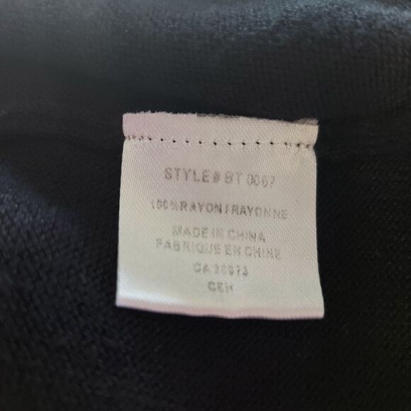 Onyx Short sleeve Cardigan Size Medium - Picture 4 of 4